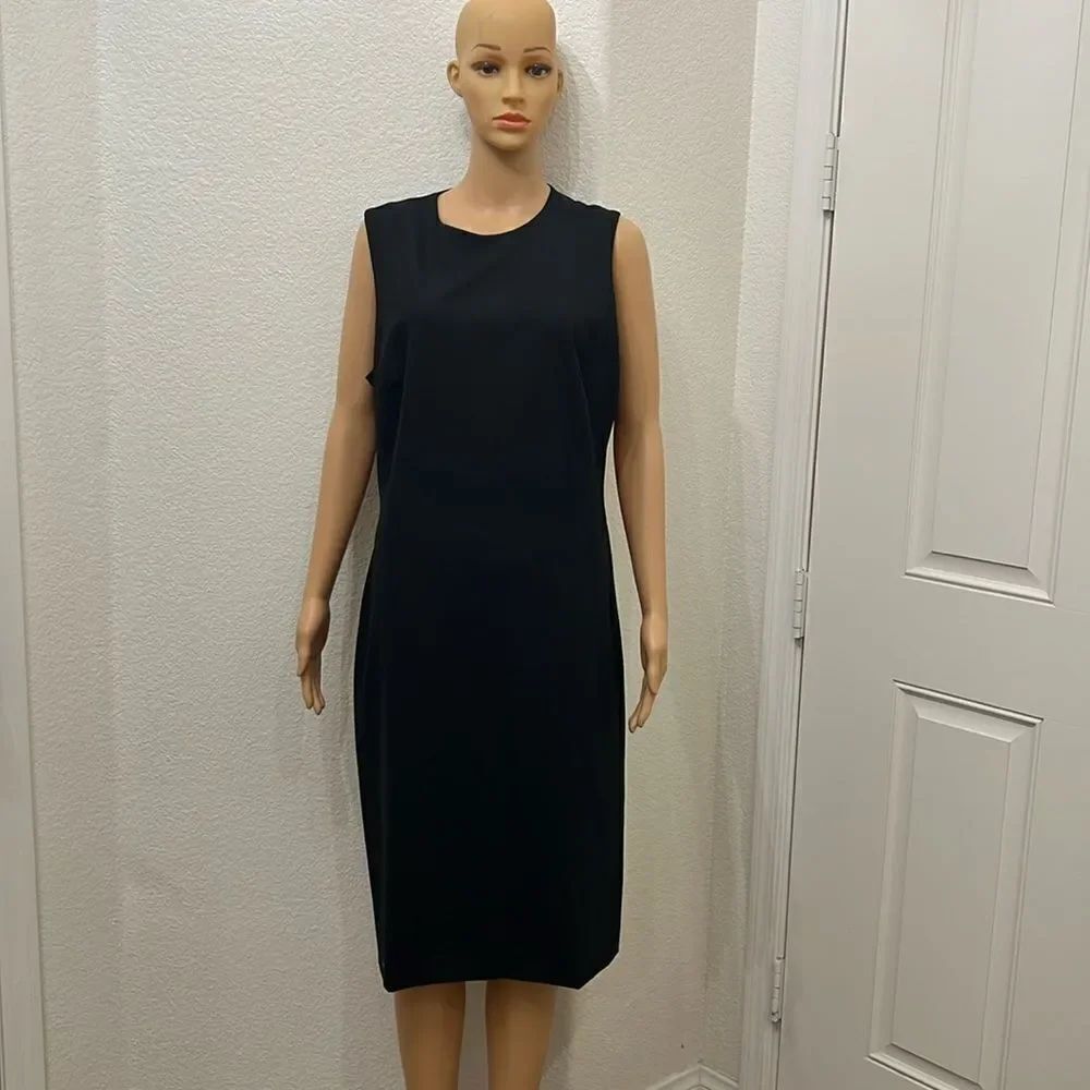 Banana Republic Dress Sz 14 Stretch Black Round Neck Sleeveless MidiMade Italy